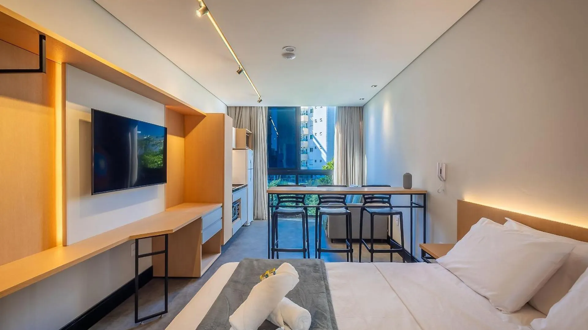 Sua Estadia A 700M Da Praia Brava - Bso Balneário Camboriú Appartamento