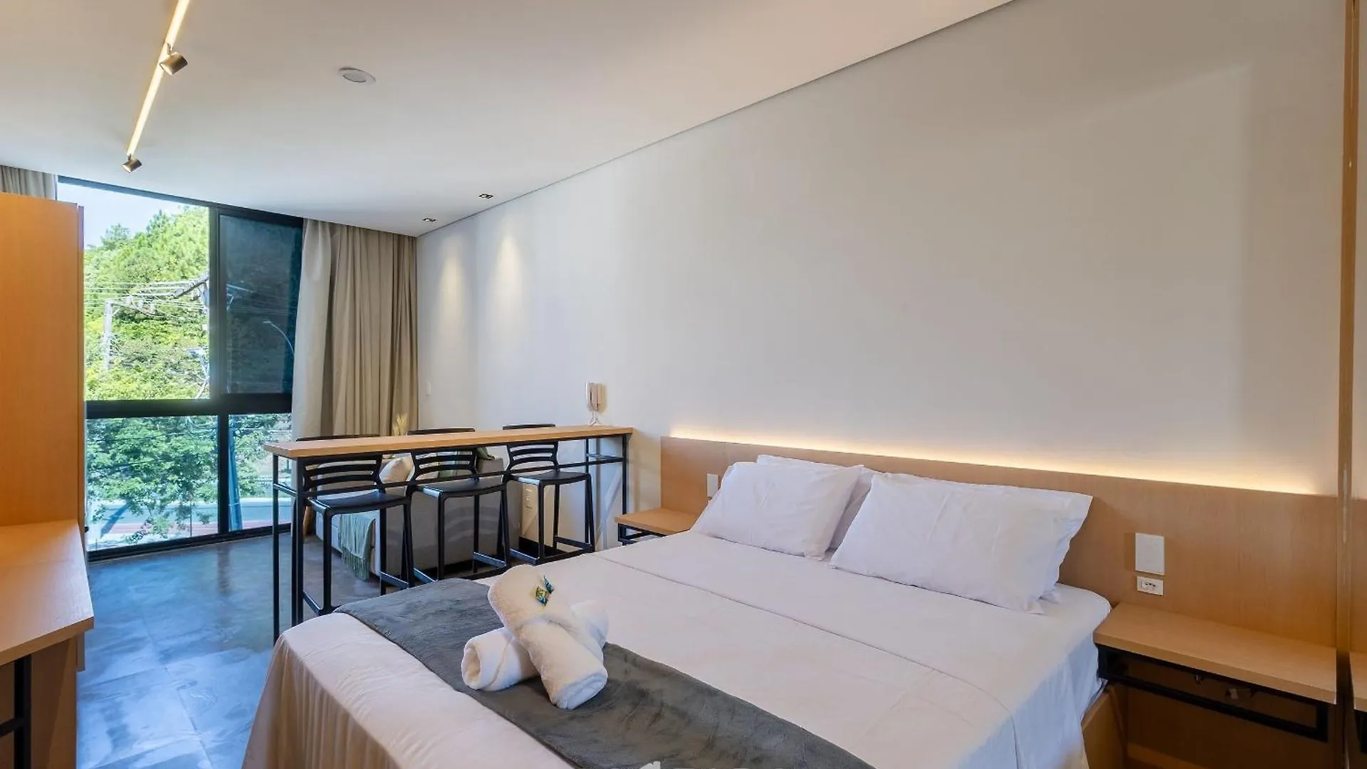Sua Estadia A 700M Da Praia Brava - Bso Balneário Camboriú